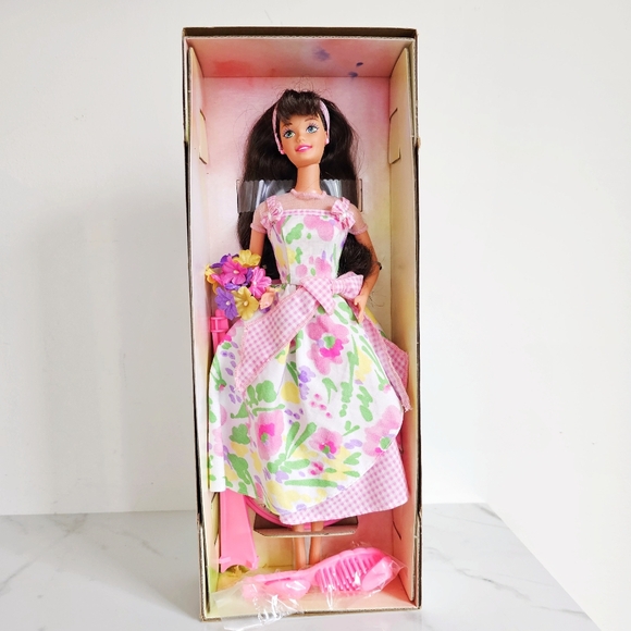 NEW Barbie Special Edition Avon Exclusive 1996 Spring Petals Colorful Doll - Picture 6 of 16